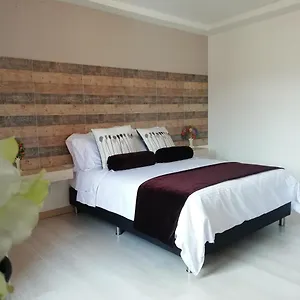 3* Aparthotel Apartasuite Laureles Cmc