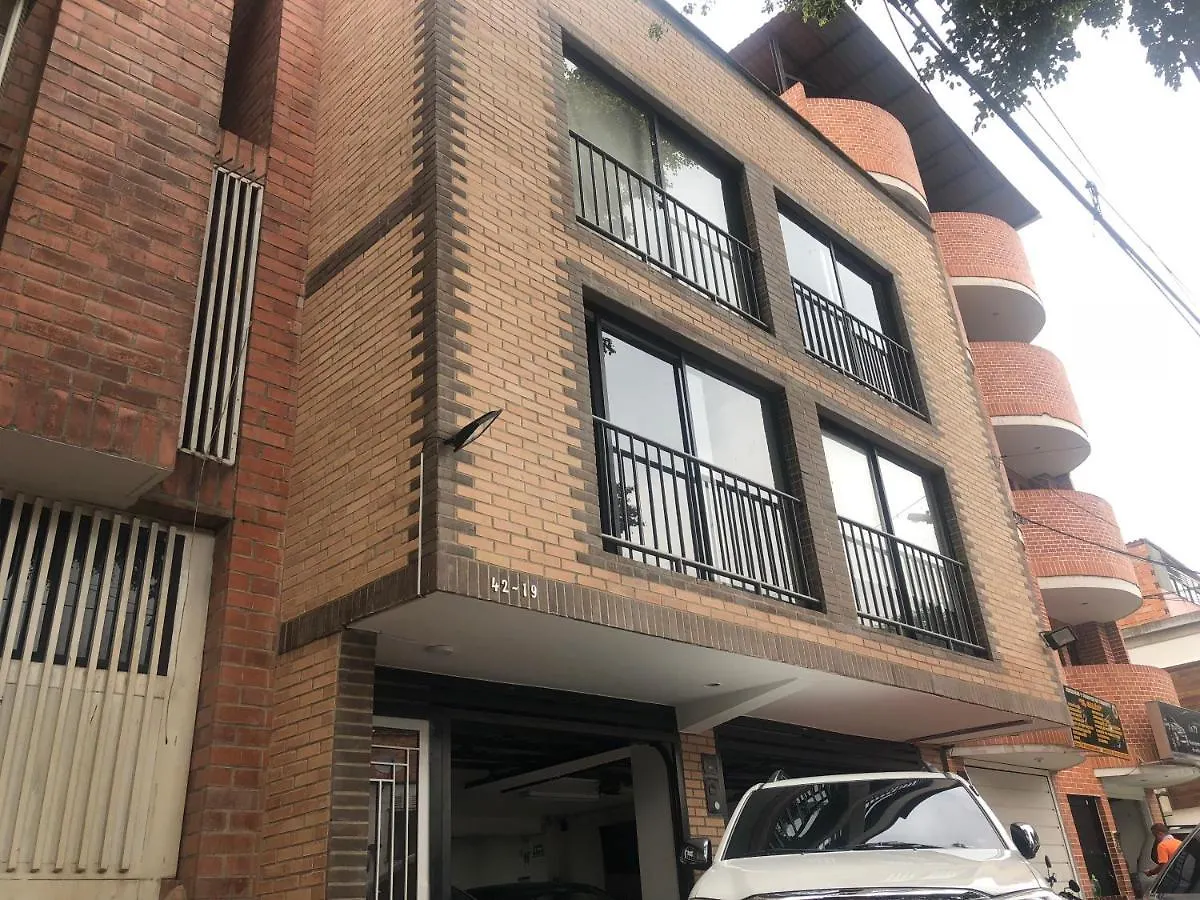 מלון דירות מדיין Apartahotel Montini
